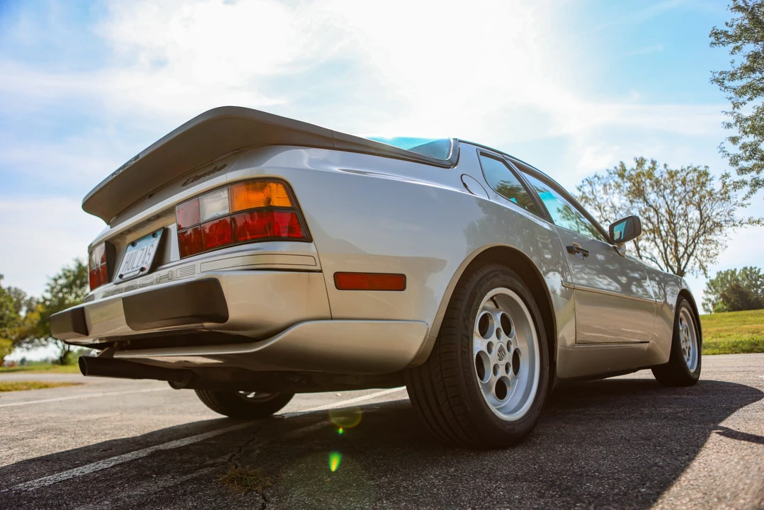 1986 Porsche 944 Turbo - Image 17 of 31