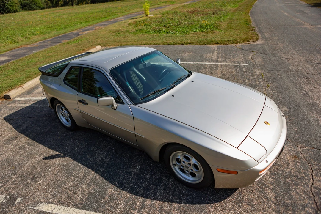 1986 Porsche 944 Turbo - Image 12 of 31