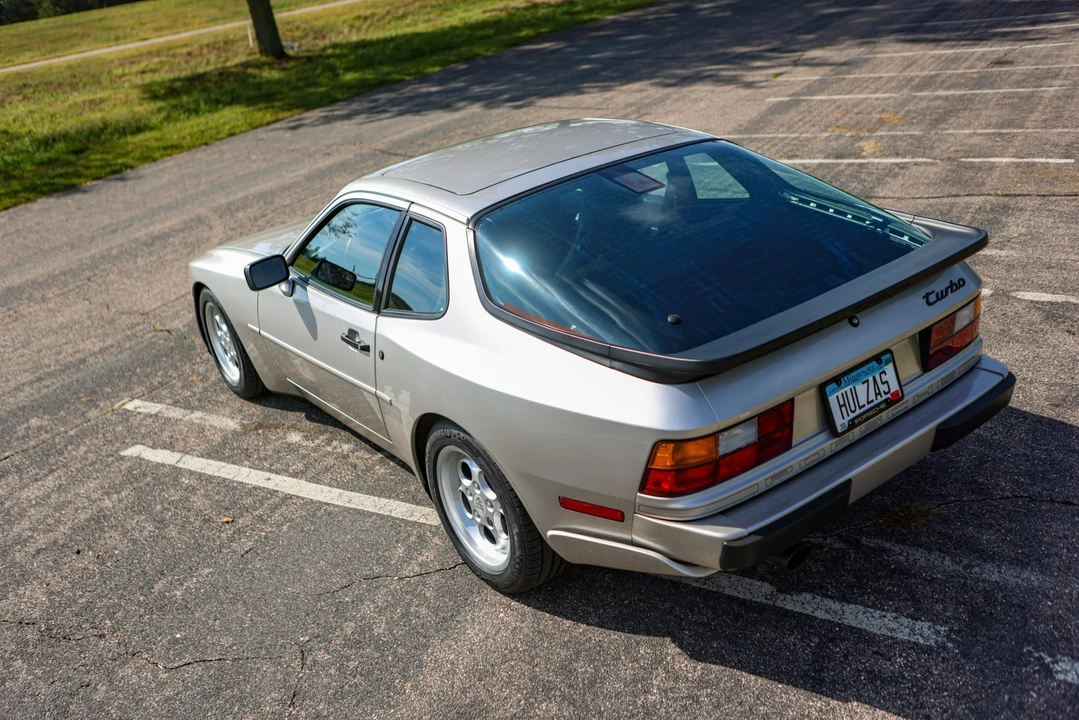 1986 Porsche 944 Turbo - Image 22 of 31