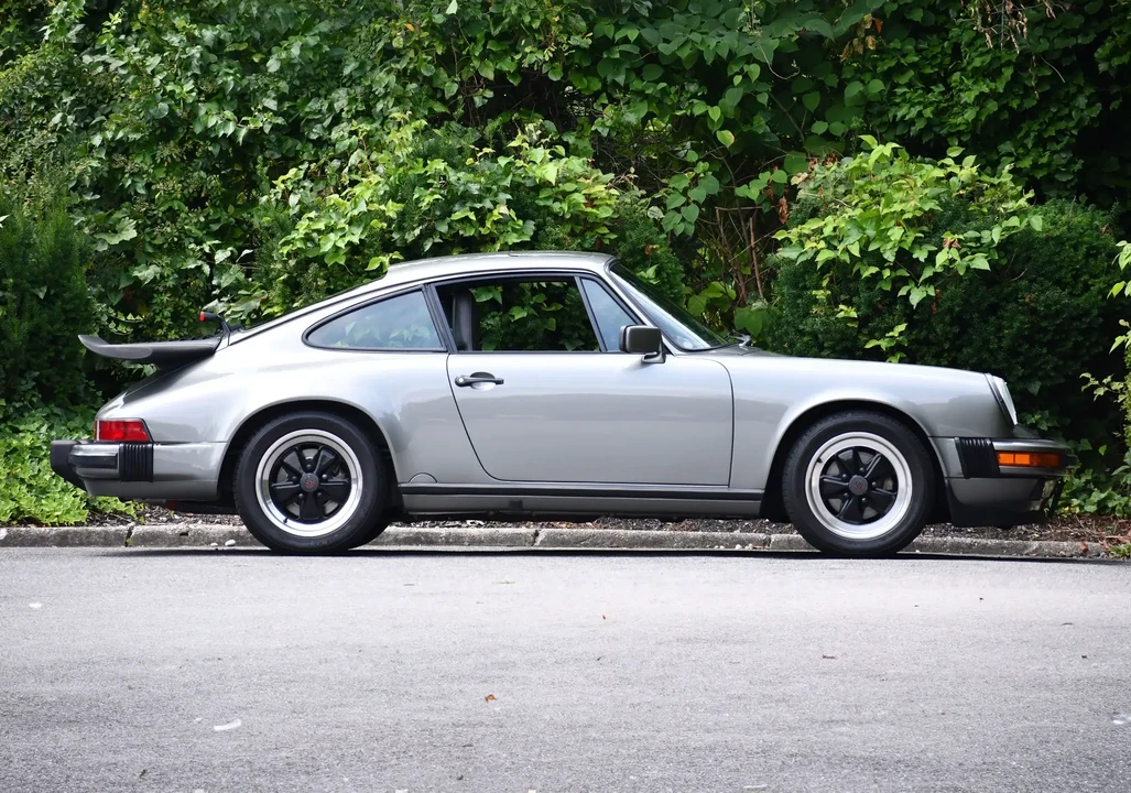 1987 Porsche 911 Carrera 3.2 - Image 6 of 6