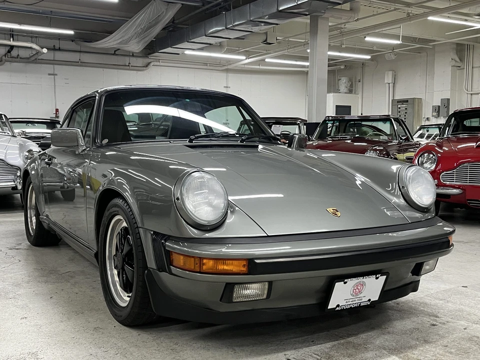 1987 Porsche 911 Carrera 3.2 - Image 17 of 31