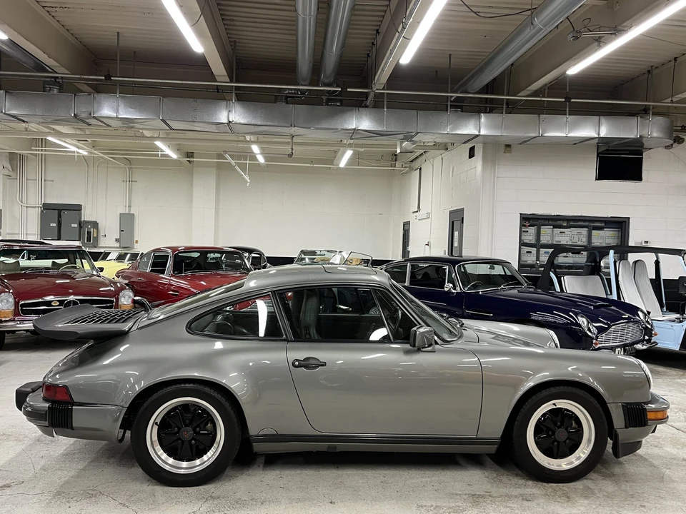 1987 Porsche 911 Carrera 3.2 - Image 16 of 31