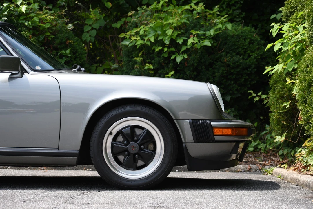 1987 Porsche 911 Carrera 3.2 - Image 27 of 31