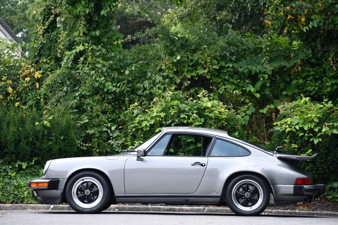 1987 Porsche 911 Carrera 3.2 - Image 3 of 31