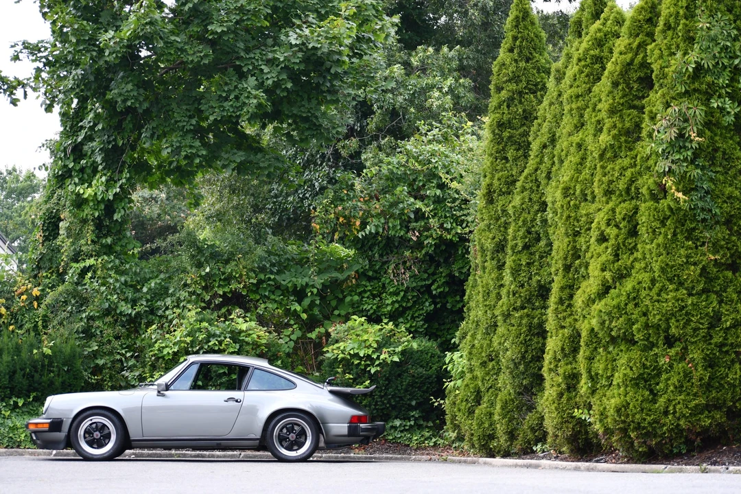 1987 Porsche 911 Carrera 3.2 - Image 2 of 31