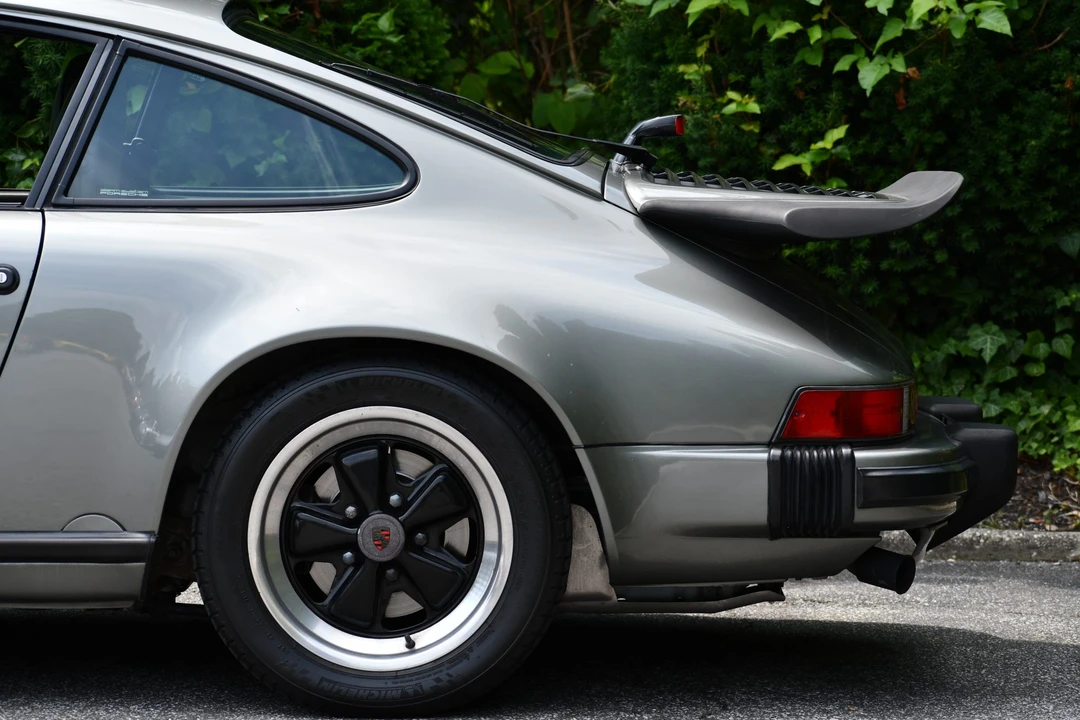 1987 Porsche 911 Carrera 3.2 - Image 29 of 31