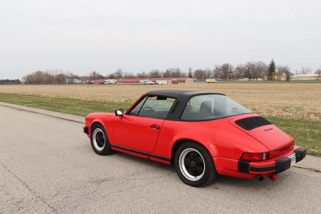 1987 Porsche 911 Carrera 3.2 - Image 13 of 31
