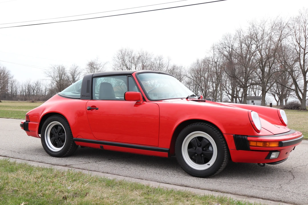 1987 Porsche 911 Carrera 3.2 - Image 5 of 31
