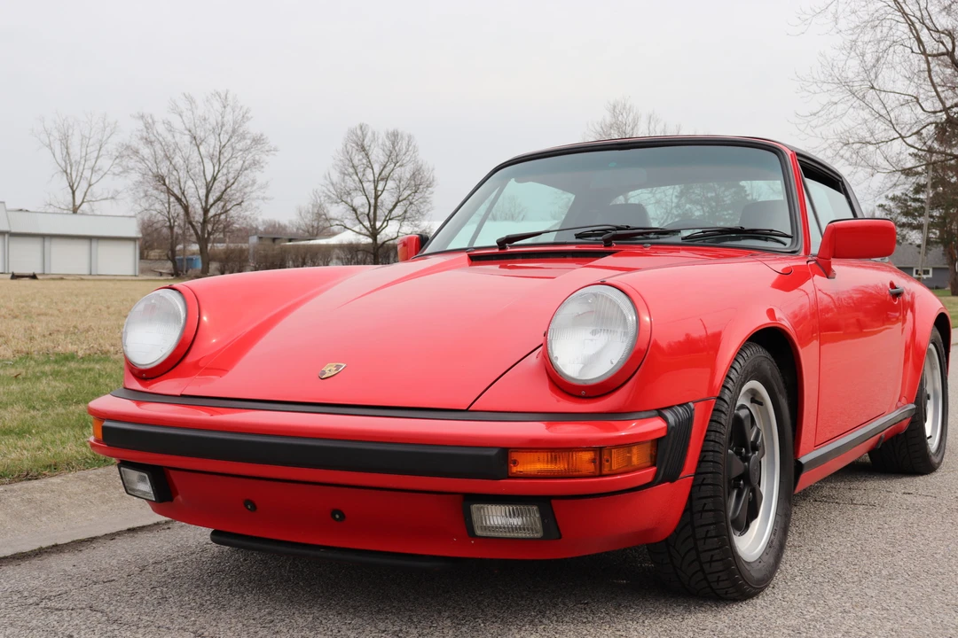 1987 Porsche 911 Carrera 3.2 - Image 2 of 31