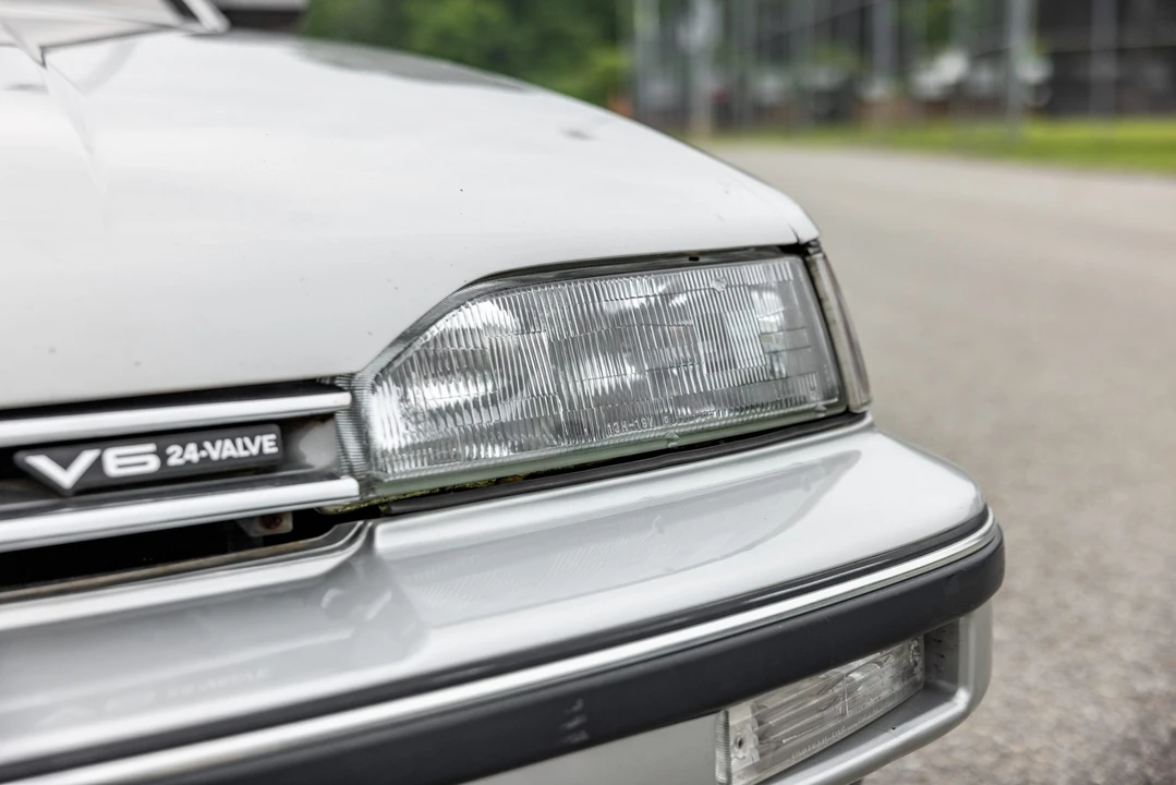 1988 Acura Legend 1st Gen - Image 16 of 31