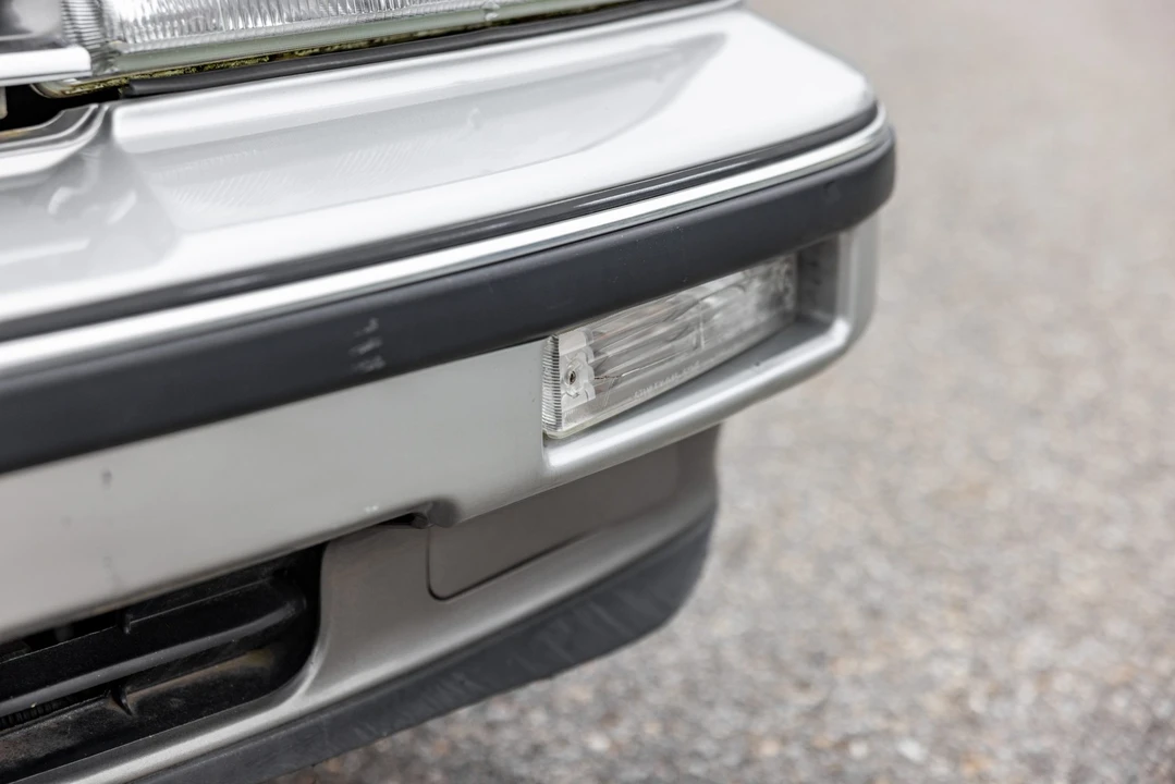 1988 Acura Legend 1st Gen - Image 17 of 31