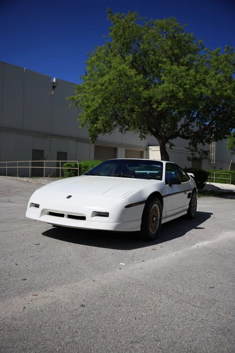 1988 Pontiac Fiero GT - Image 5 of 31
