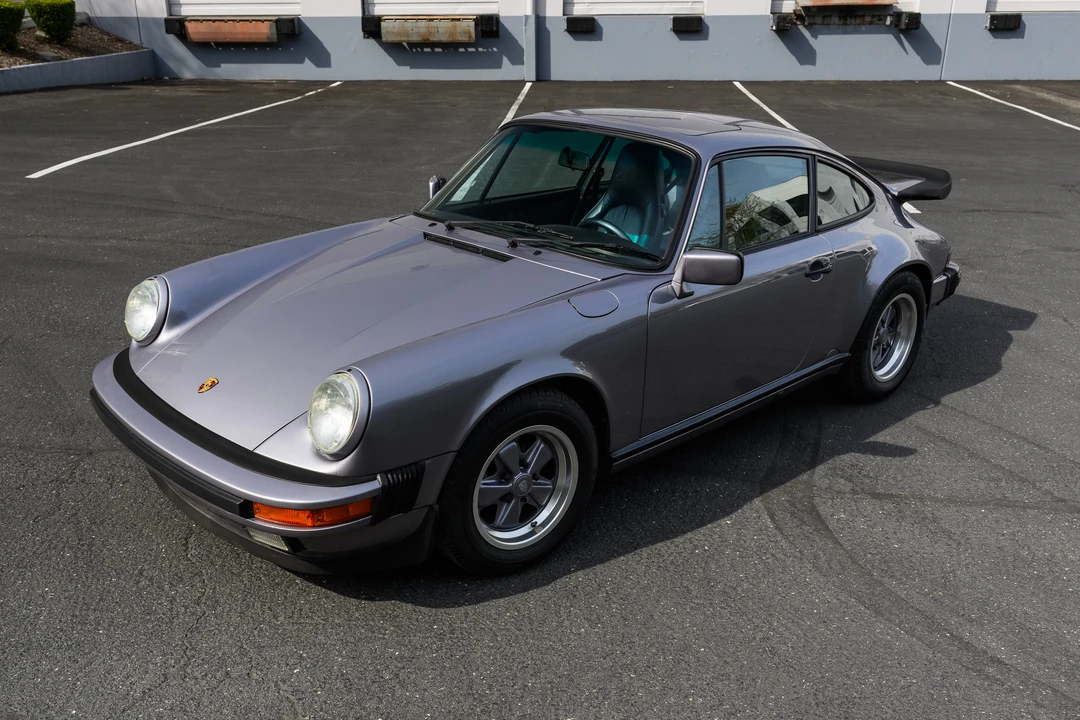 1988 Porsche 911 Carrera 3.2 - Image 4 of 31