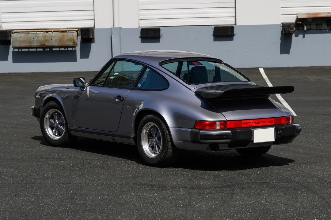 1988 Porsche 911 Carrera 3.2 - Image 24 of 31