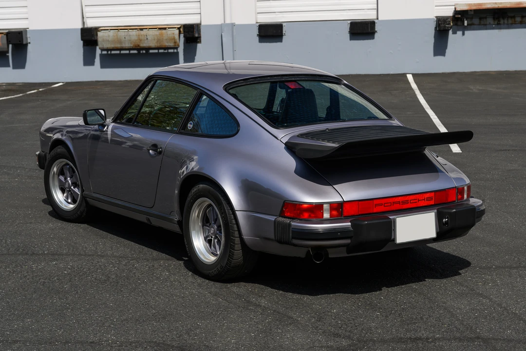 1988 Porsche 911 Carrera 3.2 - Image 27 of 31