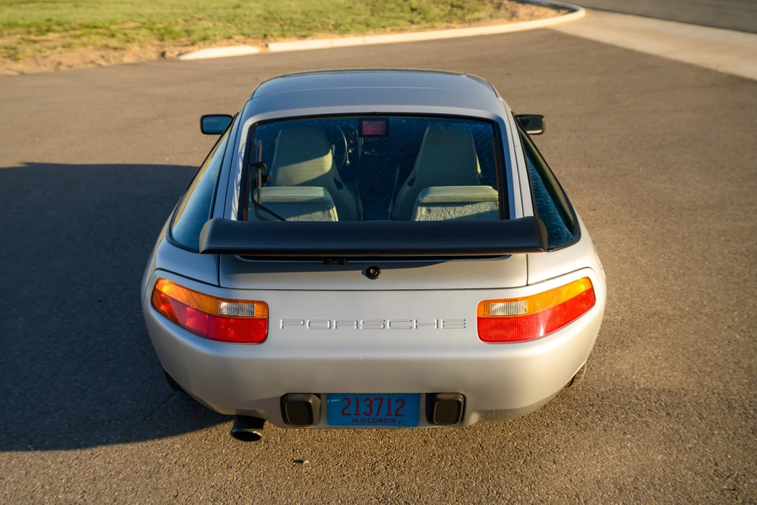 1988 Porsche 928 S4 - Image 15 of 31