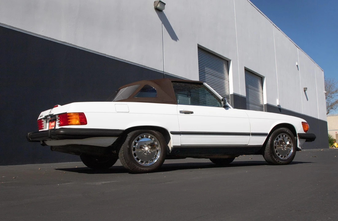 1989 Mercedes-Benz R107 SL-Class - Image 9 of 31