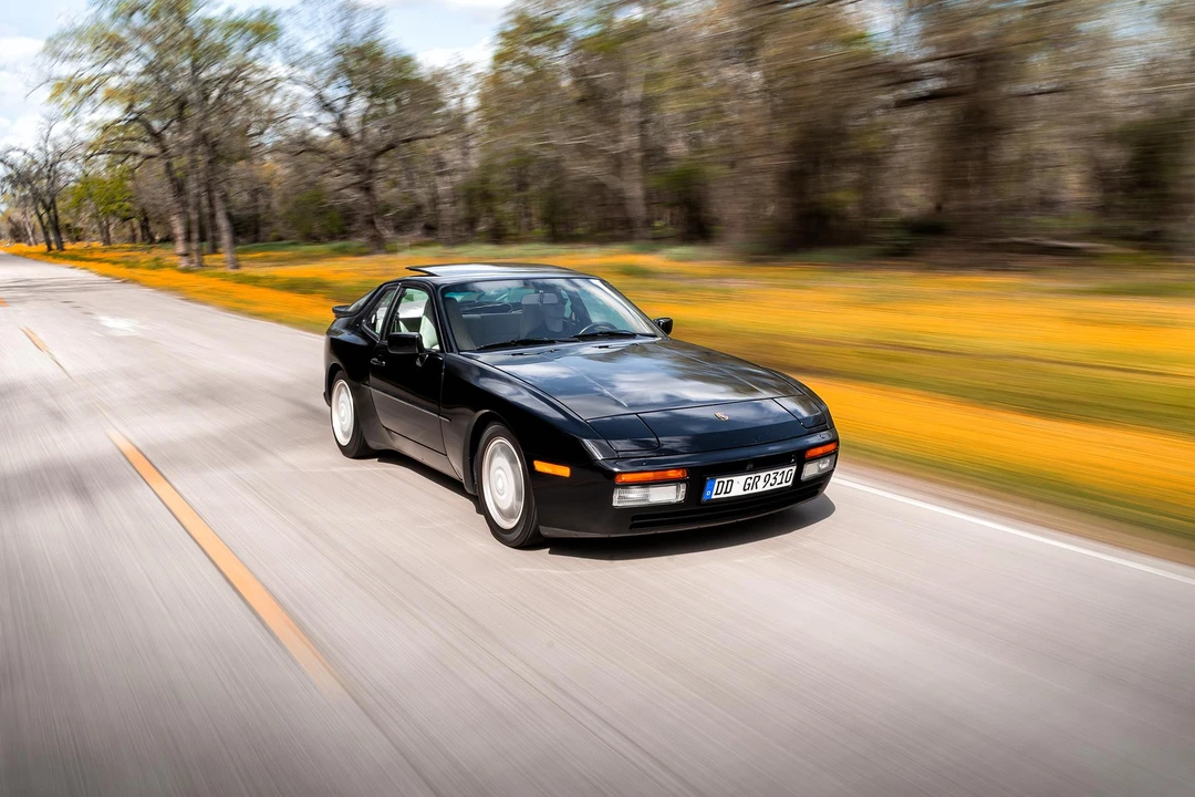 1989 Porsche 944 Turbo - Image 2 of 31