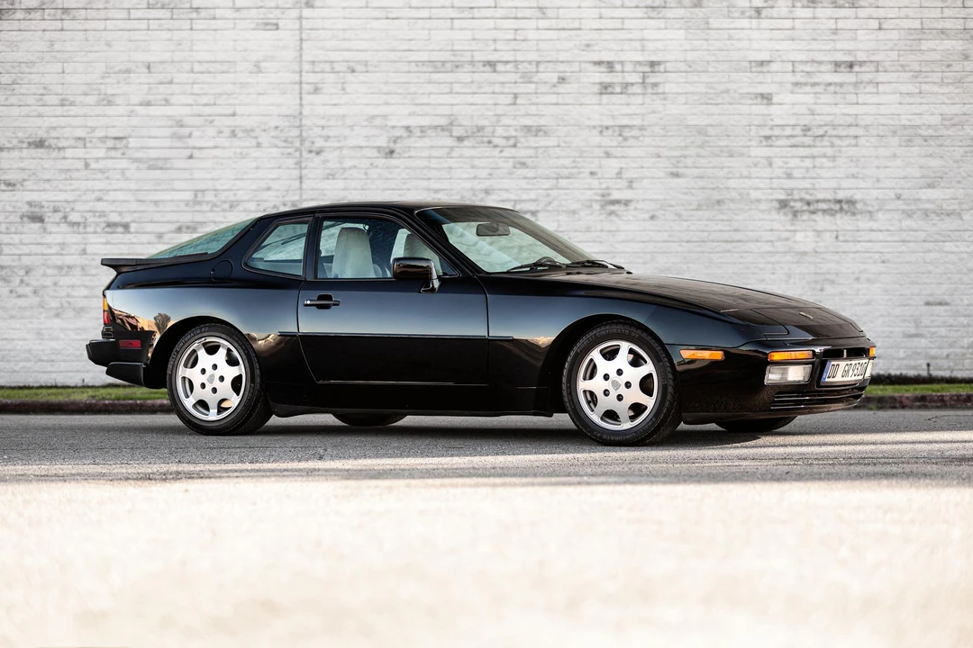 1989 Porsche 944 Turbo - Image 9 of 31