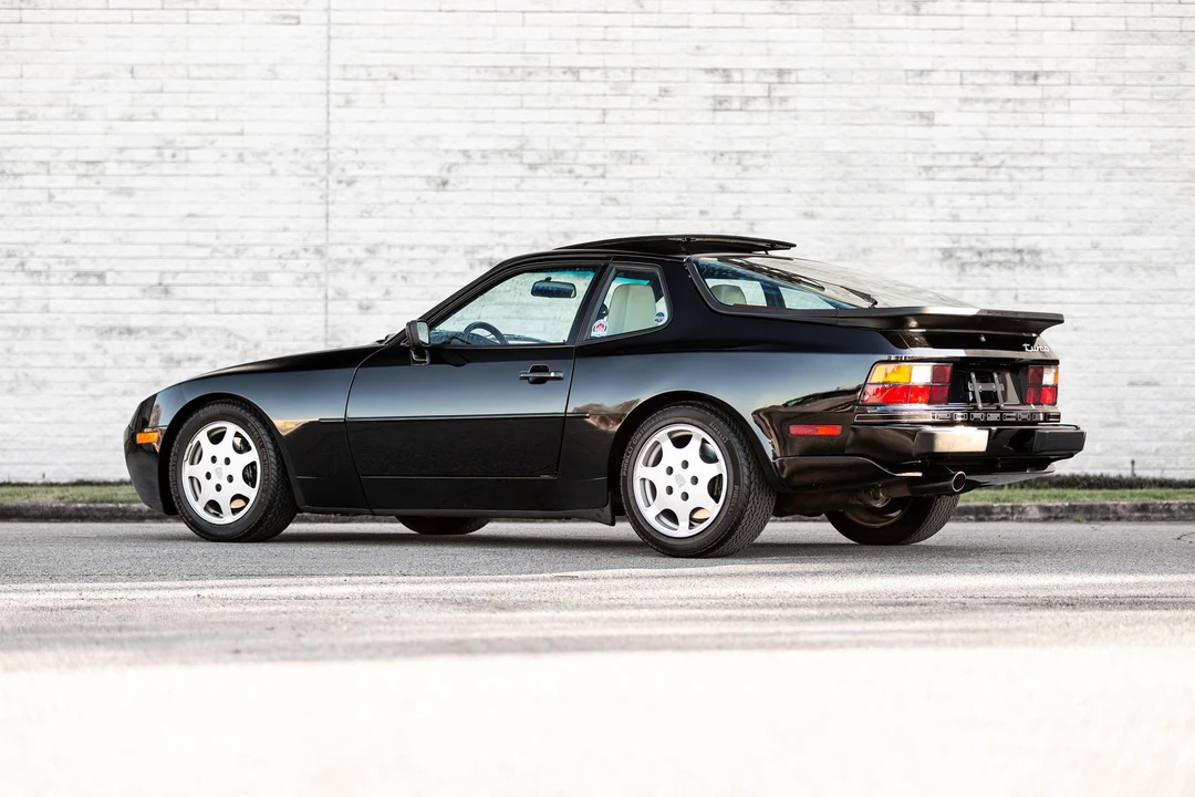 1989 Porsche 944 Turbo - Image 5 of 31