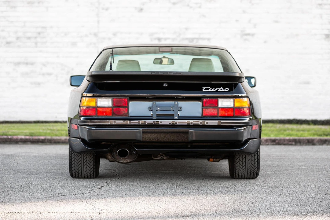 1989 Porsche 944 Turbo - Image 6 of 31