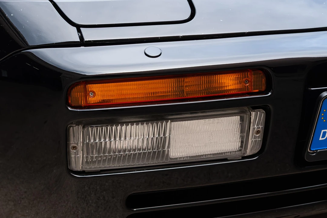 1989 Porsche 944 Turbo - Image 18 of 31