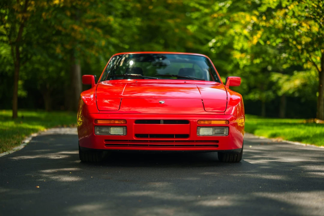 1989 Porsche 944 Turbo - Image 6 of 31