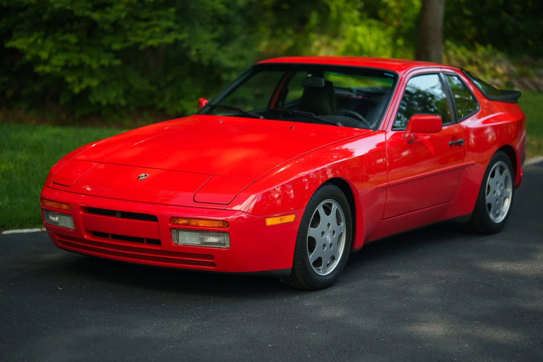 1989 Porsche 944 Turbo - Image 7 of 31