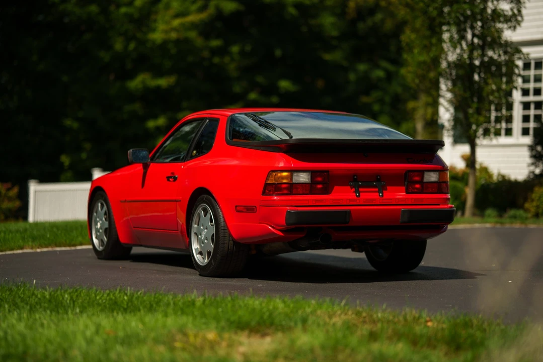 1989 Porsche 944 Turbo - Image 10 of 31