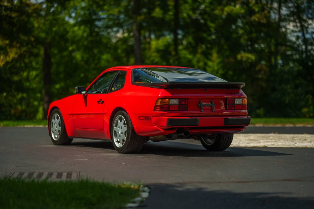 1989 Porsche 944 Turbo - Image 11 of 31