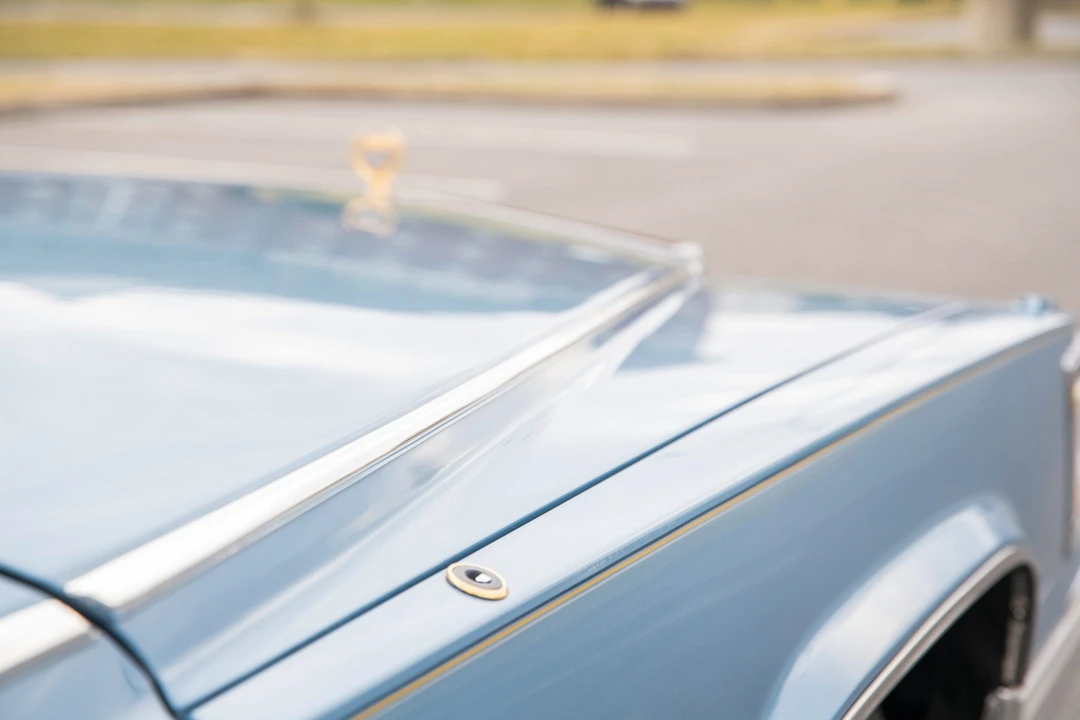 1990 Cadillac Brougham - Image 31 of 31