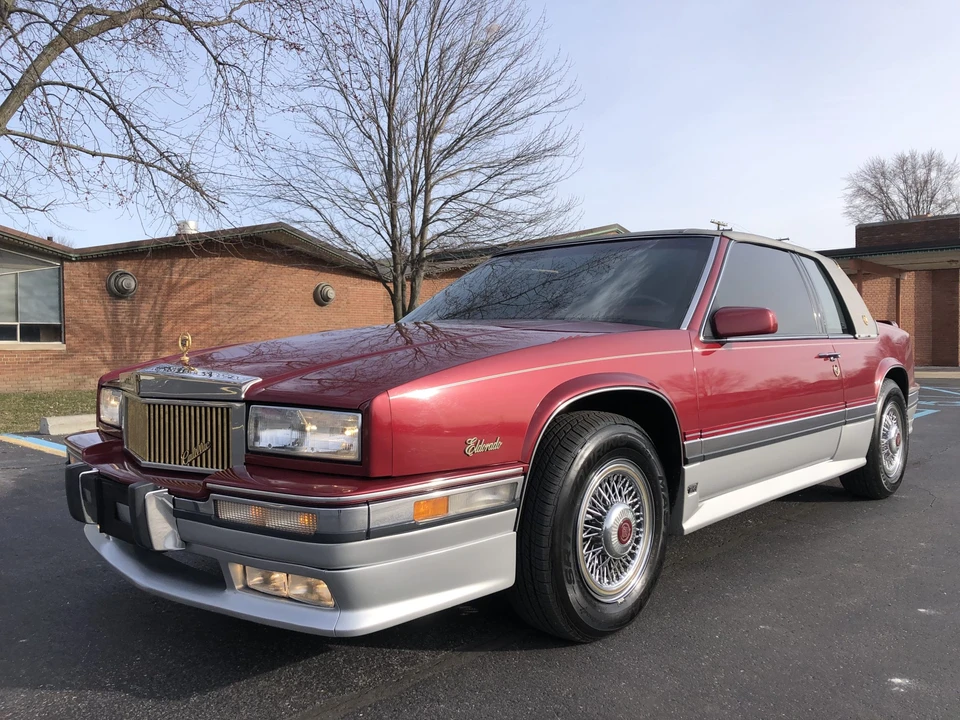 1990 Cadillac Eldorado 11th Gen - Image 21 of 31