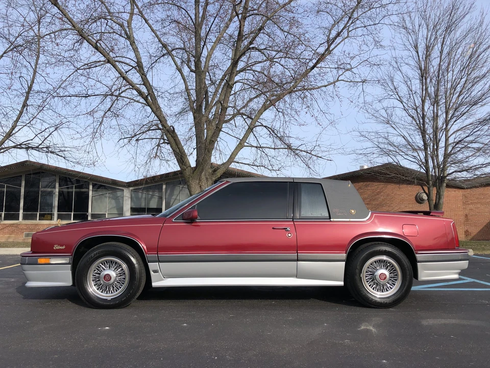 1990 Cadillac Eldorado 11th Gen - Image 23 of 31