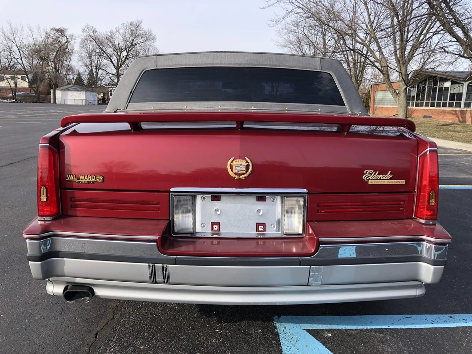 1990 Cadillac Eldorado 11th Gen - Image 26 of 31