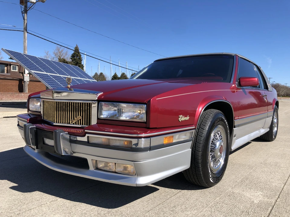 1990 Cadillac Eldorado 11th Gen - Image 2 of 31