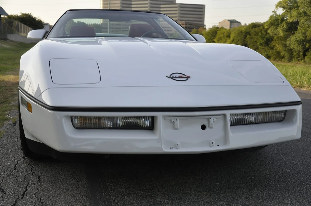 1990 Chevrolet Corvette C4 - Image 23 of 31