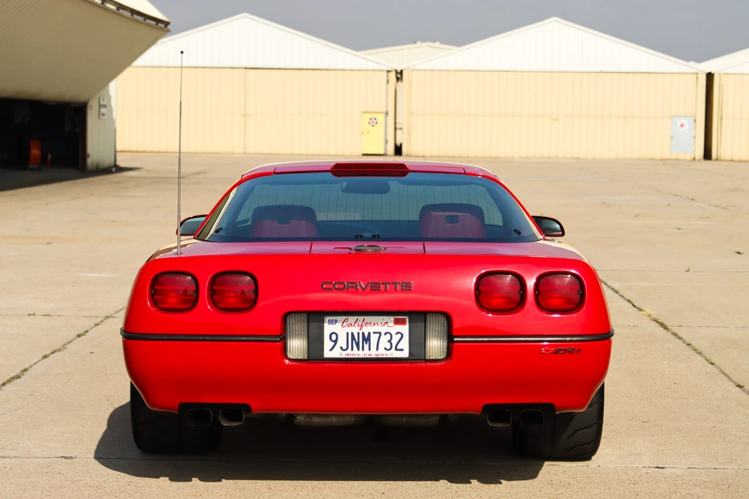1990 Chevrolet Corvette C4 ZR1 - Image 11 of 31