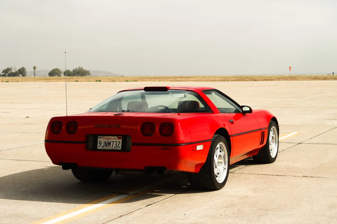 1990 Chevrolet Corvette C4 ZR1 - Image 16 of 31