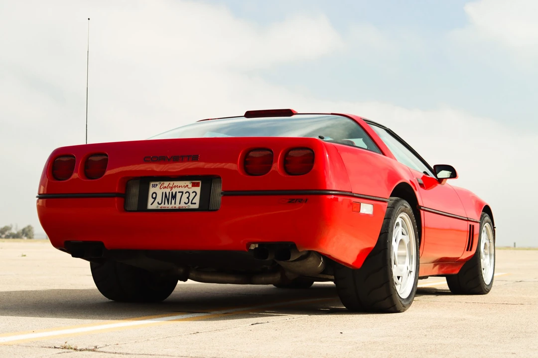 1990 Chevrolet Corvette C4 ZR1 - Image 15 of 31