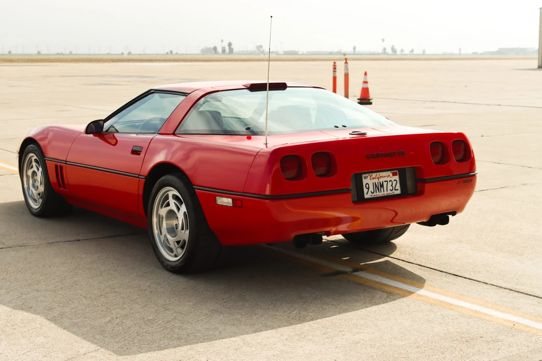 1990 Chevrolet Corvette C4 ZR1 - Image 9 of 31