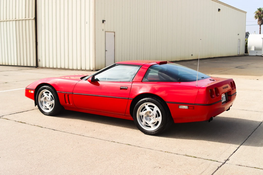 1990 Chevrolet Corvette C4 ZR1 - Image 5 of 31