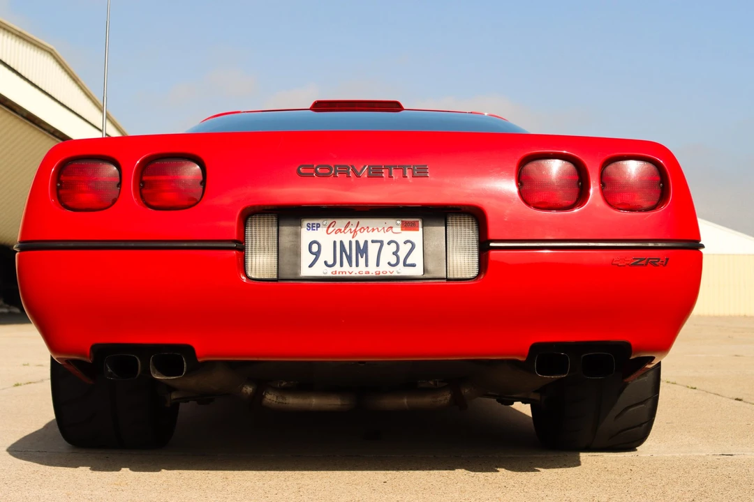1990 Chevrolet Corvette C4 ZR1 - Image 13 of 31
