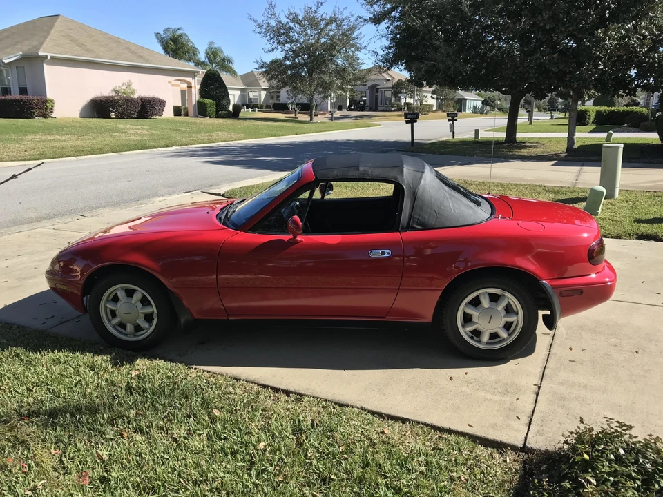 1990 Mazda NA MX-5 Miata - Image 22 of 31