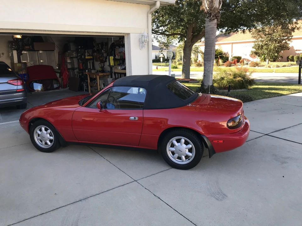 1990 Mazda NA MX-5 Miata - Image 21 of 31