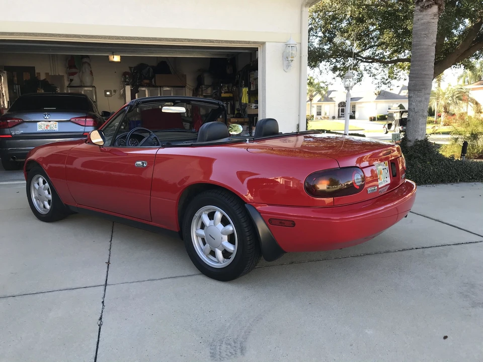 1990 Mazda NA MX-5 Miata - Image 19 of 31
