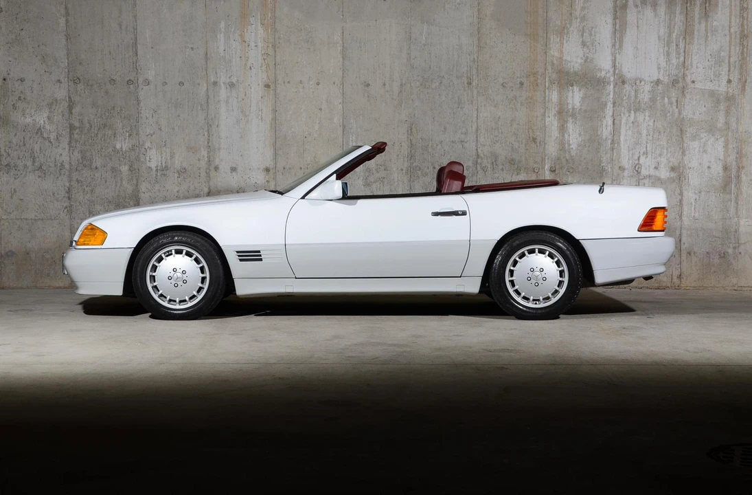 1990 Mercedes-Benz R129 SL-Class - Image 9 of 31