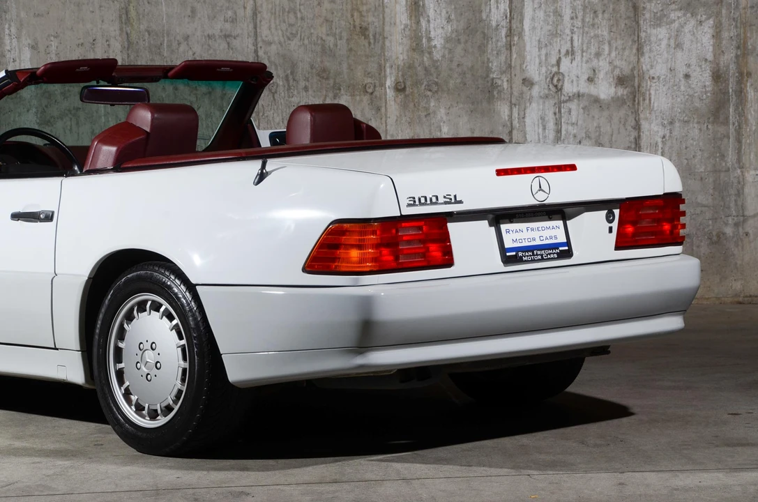 1990 Mercedes-Benz R129 SL-Class - Image 31 of 31