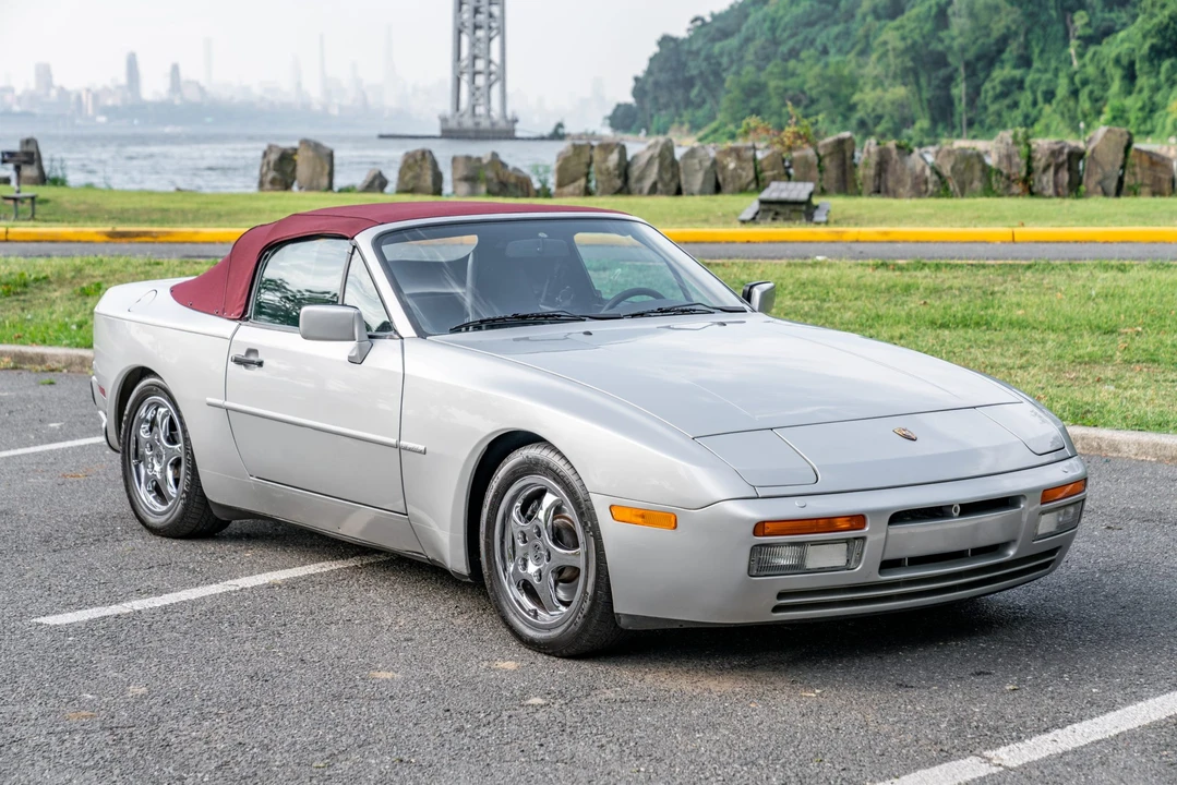 1990 Porsche 944 S2 - Image 17 of 31