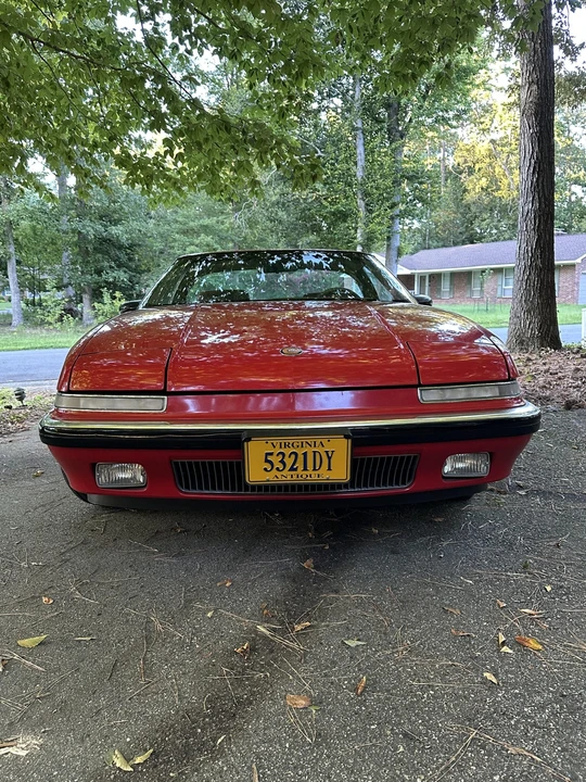 1991 Buick Reatta - Image 3 of 31