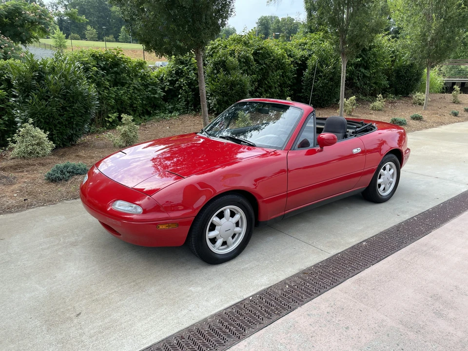 1991 Mazda NA MX-5 Miata - Image 2 of 31